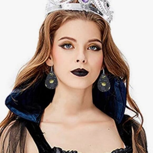 None Jewelry - Leaf and Moon Teardrop Leather Dangle Earring Lightweight